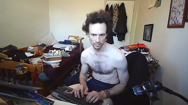 JohnnyMoves webkamerás műsora
