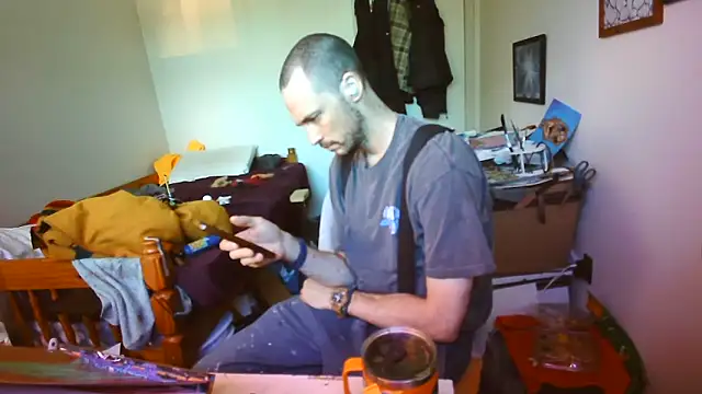 JohnnyMoves' Webcam Show