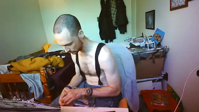 JohnnyMoves Pertunjukan Webcam