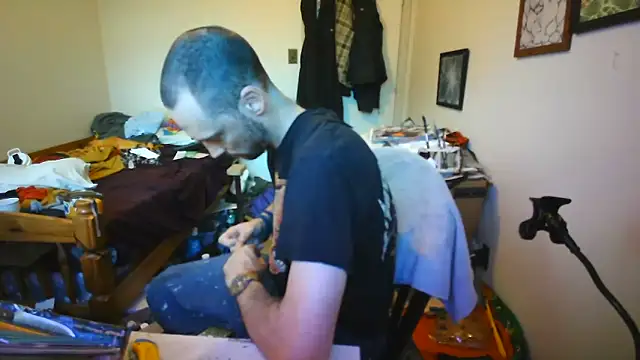JohnnyMoves' Webcam Show