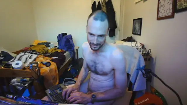 JohnnyMoves' Webcam Show
