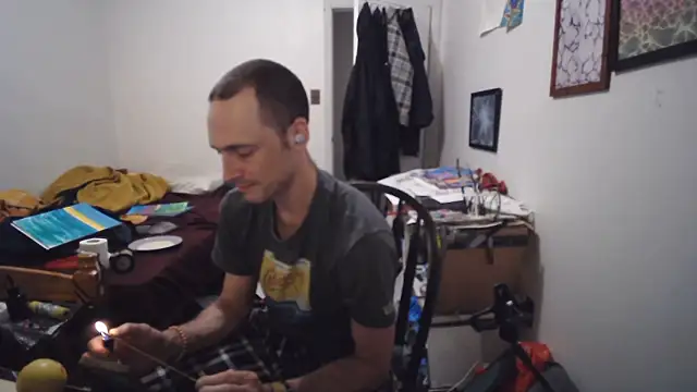 הופעת וובקאם של JohnnyMoves