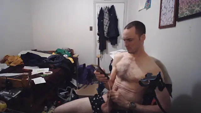 JohnnyMoves' Webcam Show
