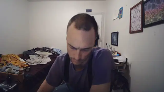 JohnnyMoves' Webcam Show