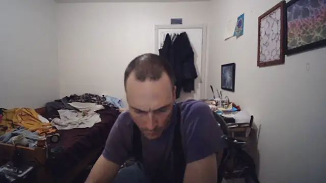 JohnnyMoves' Webcam Show