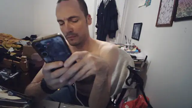 JohnnyMoves Шоу с уебкамера