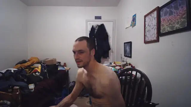 JohnnyMoves webkamerás műsora