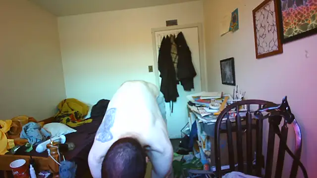 JohnnyMoves' Webcam Show