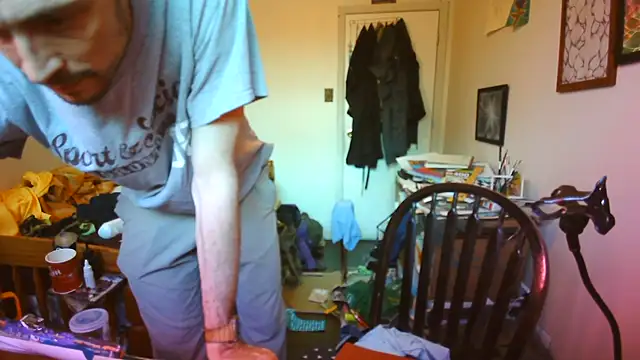 JohnnyMoves' Webcam Show