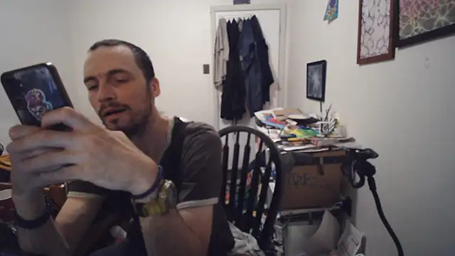JohnnyMoves Webcamshow