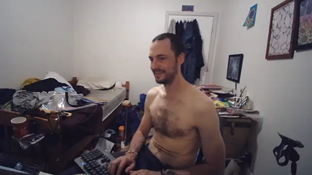 JohnnyMoves Pertunjukan Webcam