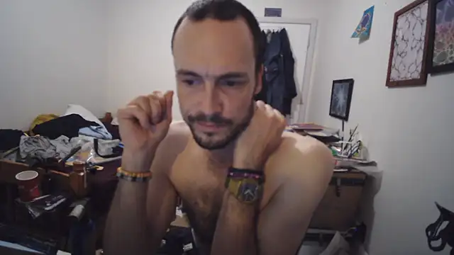 Show modela JohnnyMoves na web-kameri