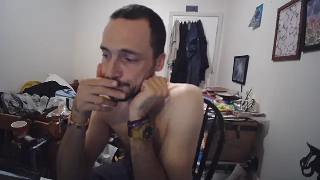 JohnnyMoves Pertunjukan Webcam