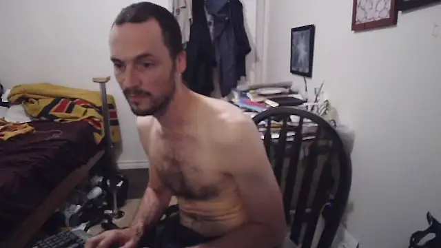 JohnnyMoves webkamerás műsora