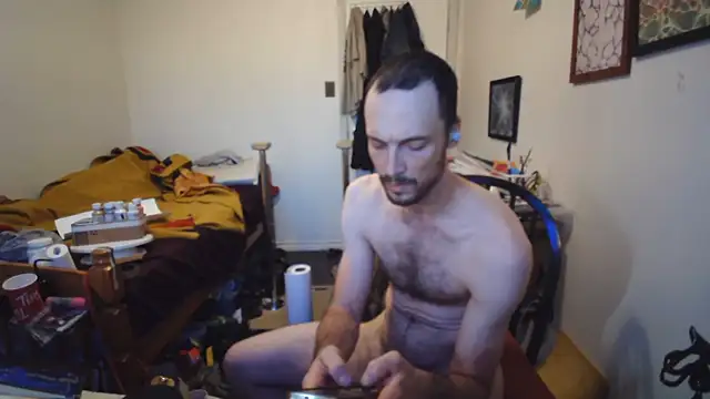 JohnnyMoves Pertunjukan Webcam
