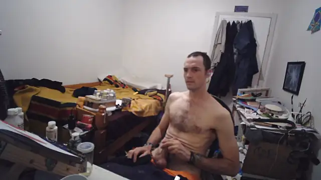 JohnnyMoves' Webcam Show