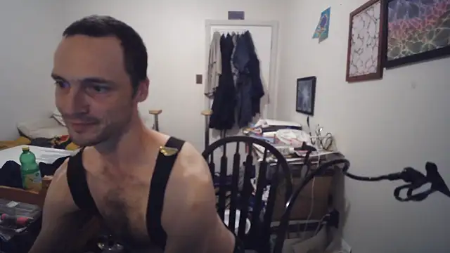 JohnnyMoves webkamerás műsora