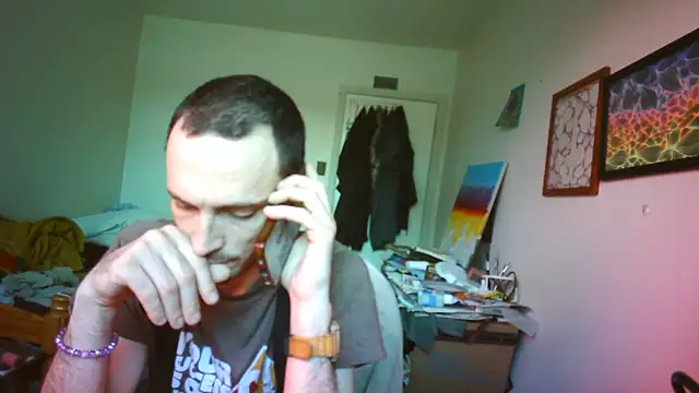 JohnnyMoves' Webcam Show