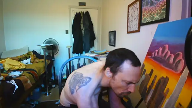 JohnnyMoves Show Webcam