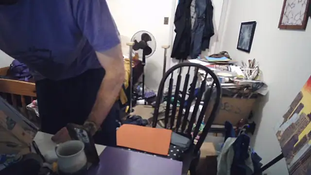 JohnnyMoves' Webcam Show