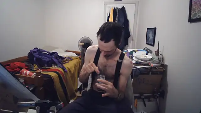 JohnnyMoves Pertunjukan Webcam