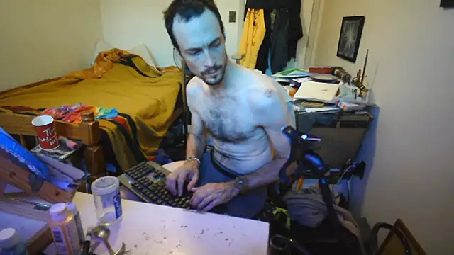 JohnnyMoves' Webcam Show