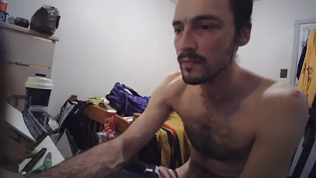 JohnnyMoves webkamerás műsora