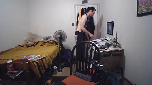 JohnnyMoves webkamerás műsora
