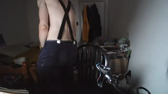 JohnnyMoves Шоу с уебкамера