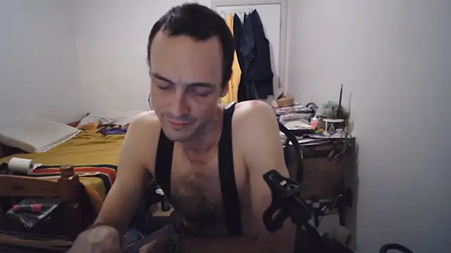 JohnnyMoves Шоу с уебкамера