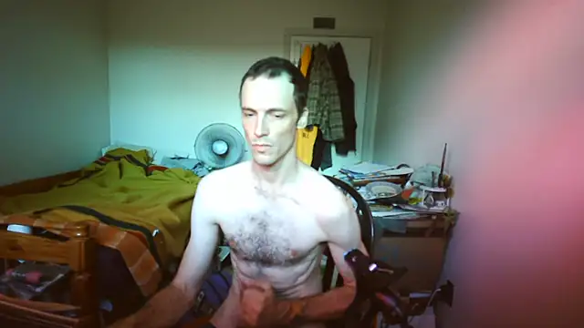 JohnnyMoves Show Webcam
