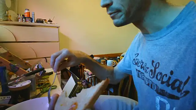 JohnnyMoves Webcam-Show