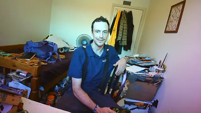 JohnnyMoves' Webcam Show