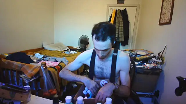 JohnnyMoves' Webcam Show