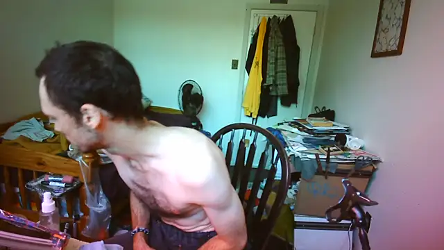 JohnnyMoves webkamerás műsora