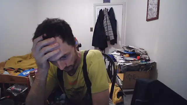 JohnnyMoves webkamerás műsora