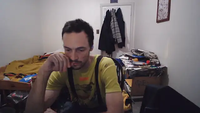 JohnnyMoves: διαδικτυακό σόου στην κάμερα
