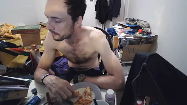 JohnnyMoves webkamerás műsora