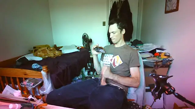 הופעת וובקאם של JohnnyMoves