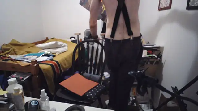 JohnnyMoves webcam show