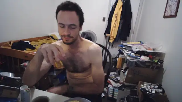 JohnnyMoves Show in webcam