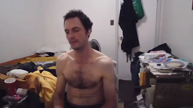 JohnnyMoves' Webcam Show