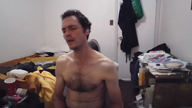 JohnnyMoves webkamerás műsora