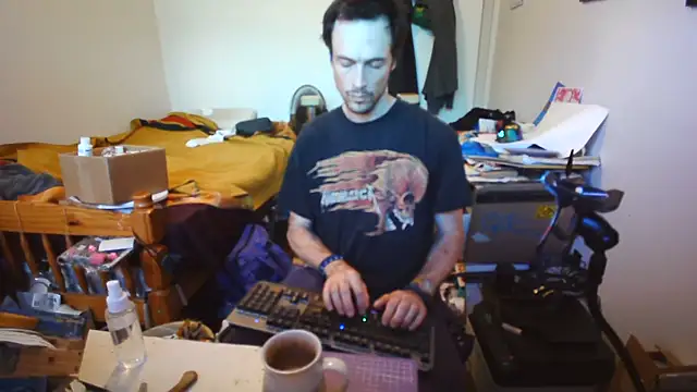 Živý XXX chat JohnnyMoves