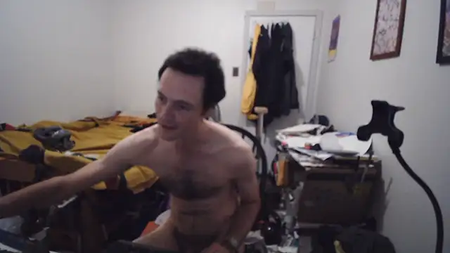 JohnnyMoves' Webcam Show