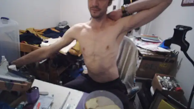 הופעת וובקאם של JohnnyMoves