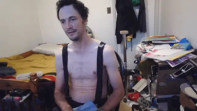 JohnnyMoves Show in webcam