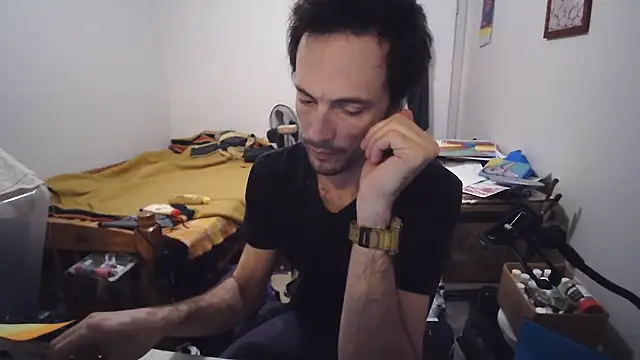 הופעת וובקאם של JohnnyMoves