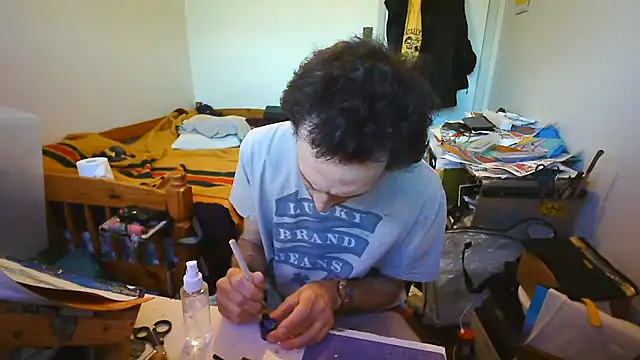 הופעת וובקאם של JohnnyMoves