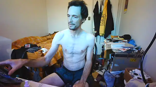 JohnnyMoves' Webcam Show